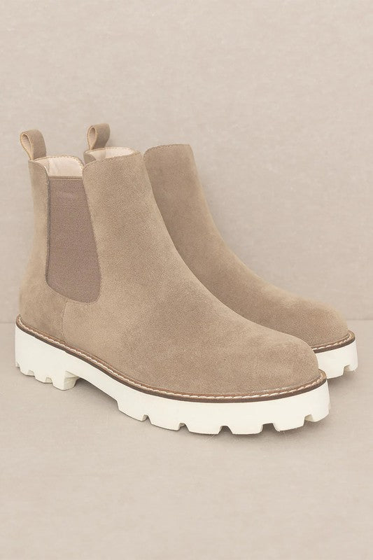 Chunky Sole Chelsea Boot